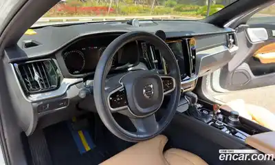 Volvo V60 2019 2.0 гидро в Москве, миниатюра 12