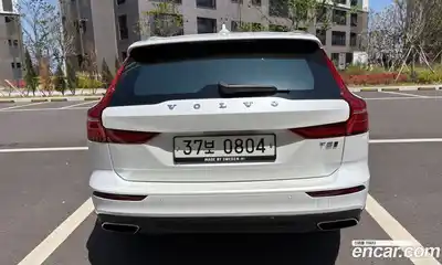 Volvo V60 2019 2.0 гидро в Москве, миниатюра 3