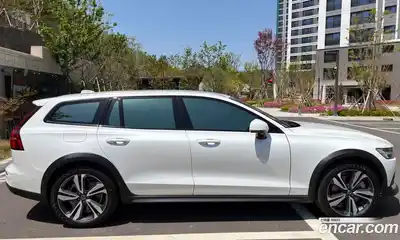 Volvo V60 2019 2.0 гидро в Москве, миниатюра 4