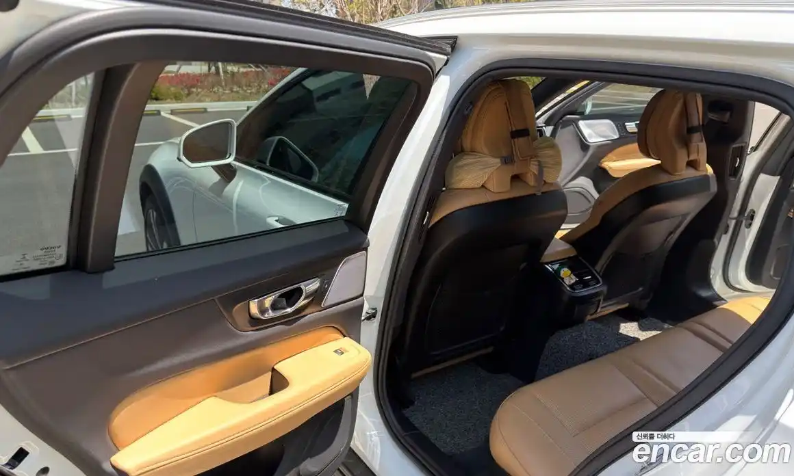 Volvo V60 2019 2.0 гидро в Москве, фото 7