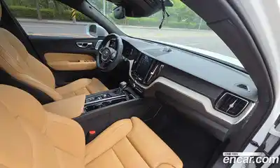 Volvo XC60 2018 2.0 гидро в Москве, миниатюра 12