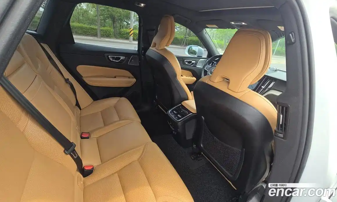 Volvo XC60 2018 2.0 гидро в Москве, фото 13