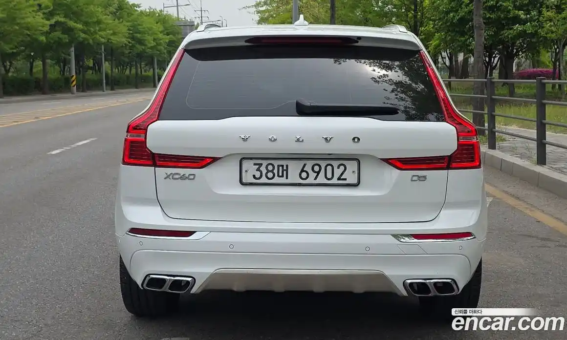 Volvo XC60 2018 2.0 гидро в Москве, фото 4