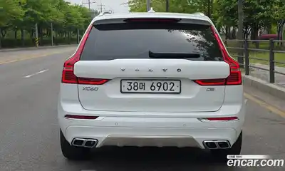 Volvo XC60 2018 2.0 гидро в Москве, миниатюра 4