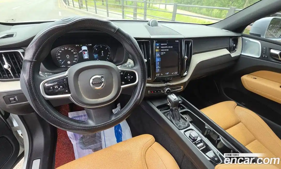 Volvo XC60 2018 2.0 гидро в Москве, фото 7
