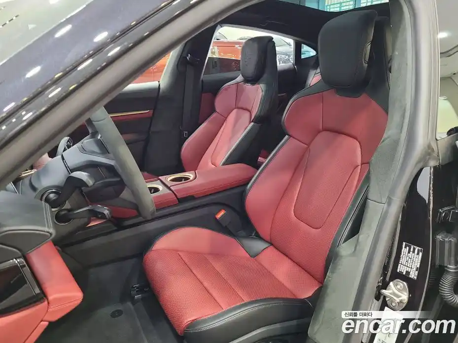 Porsche Taycan 2025 0.1 гидро в Москве, фото 13