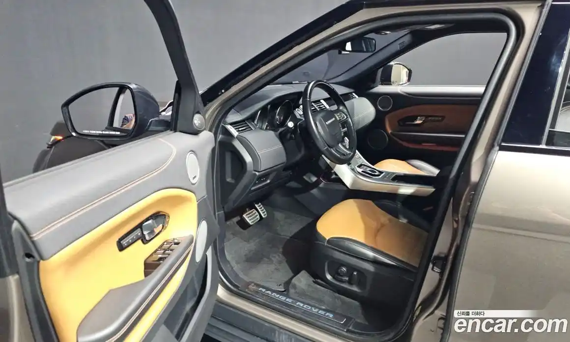 Land Rover Range-Rover Evoque 2016 2.0 гидро в Москве, фото 10