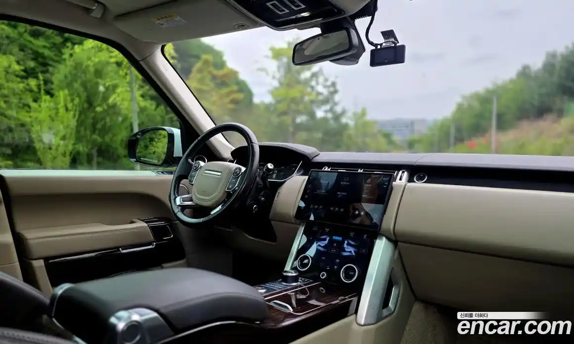 Land Rover Range-Rover 2016 5.0 гидро в Москве, фото 12
