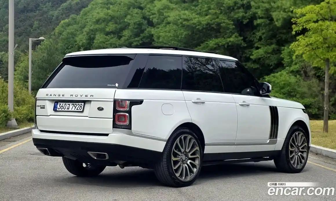 Land Rover Range-Rover 2016 5.0 гидро в Москве, фото 3
