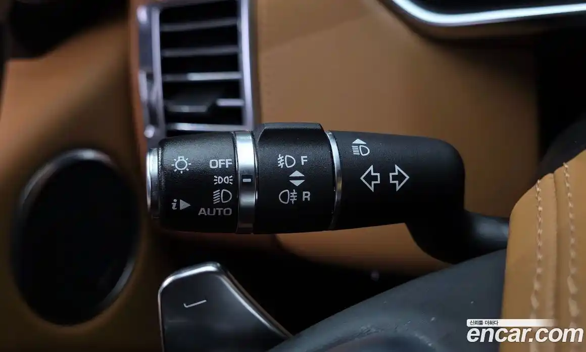 Land Rover Range-Rover 2019 4.4 гидро в Москве, фото 31