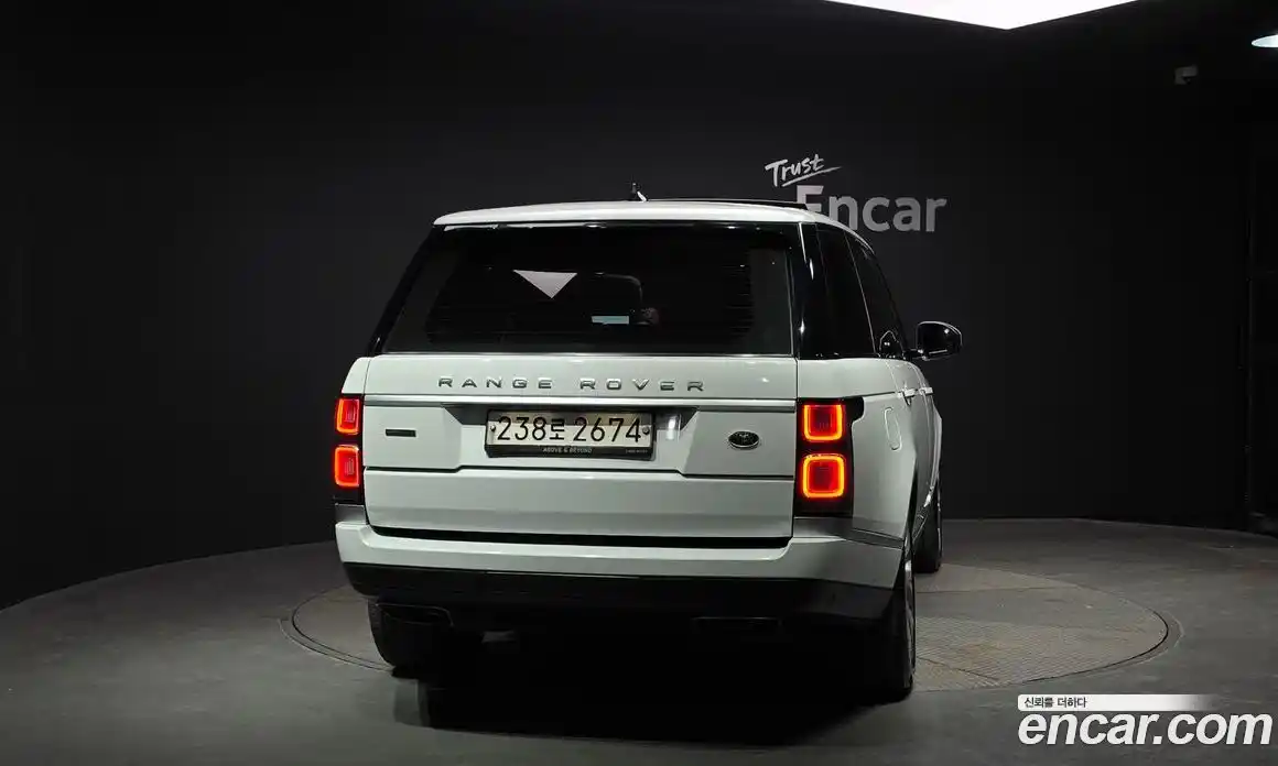 Land Rover Range-Rover 2019 4.4 гидро в Москве, фото 4