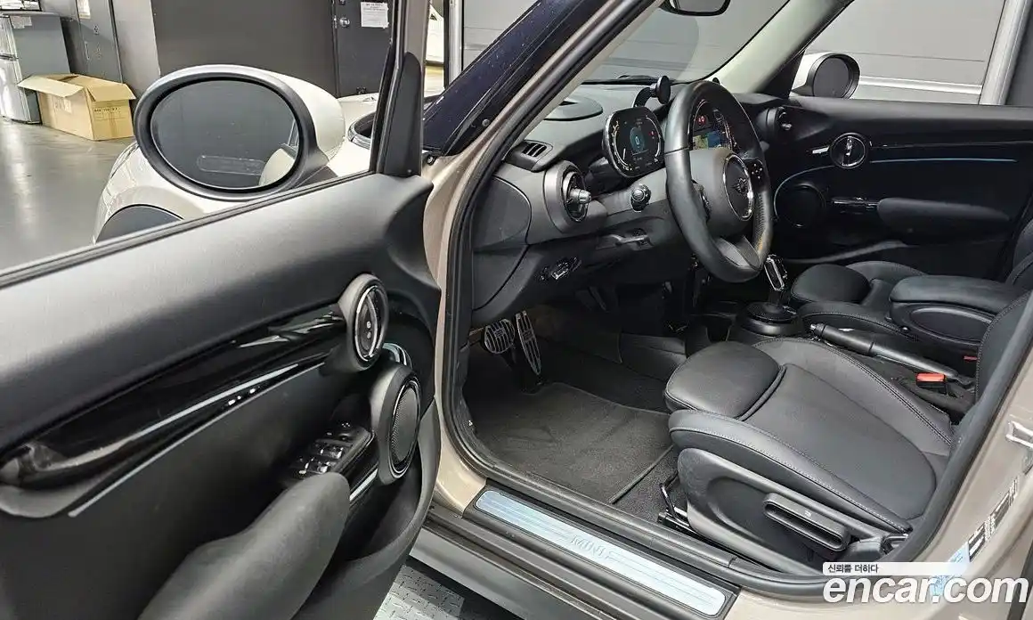 Mini Cooper 2024 1.5 гидро, фото 13