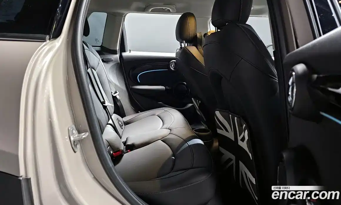 Mini Cooper 2024 1.5 гидро, фото 17