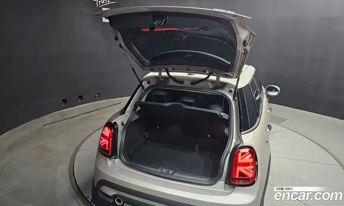 Mini Cooper 2024 1.5 гидро, фото 26