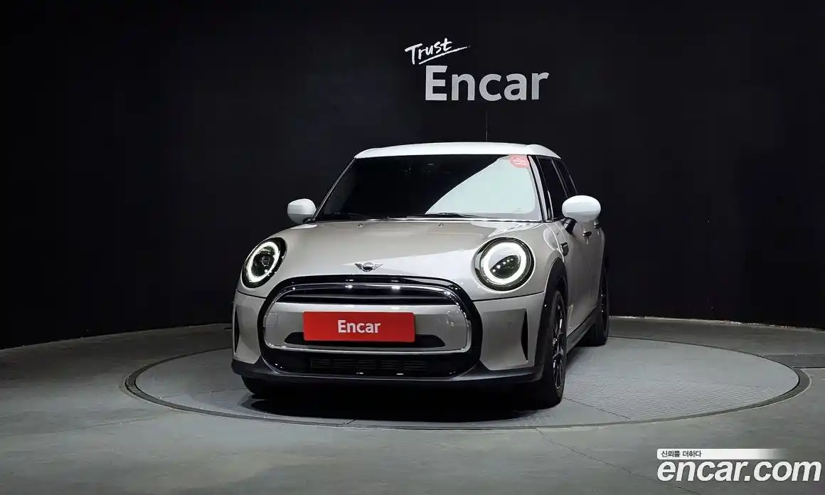 Mini Cooper 2024 1.5 гидро, фото 3
