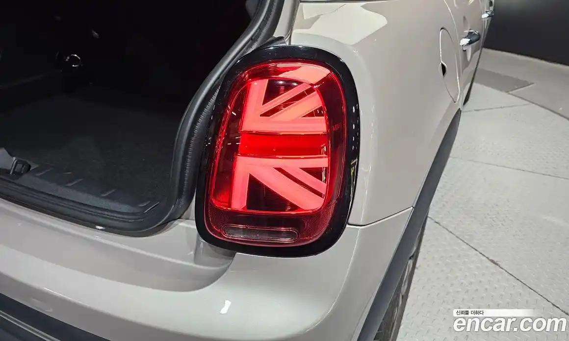 Mini Cooper 2024 1.5 гидро, фото 9