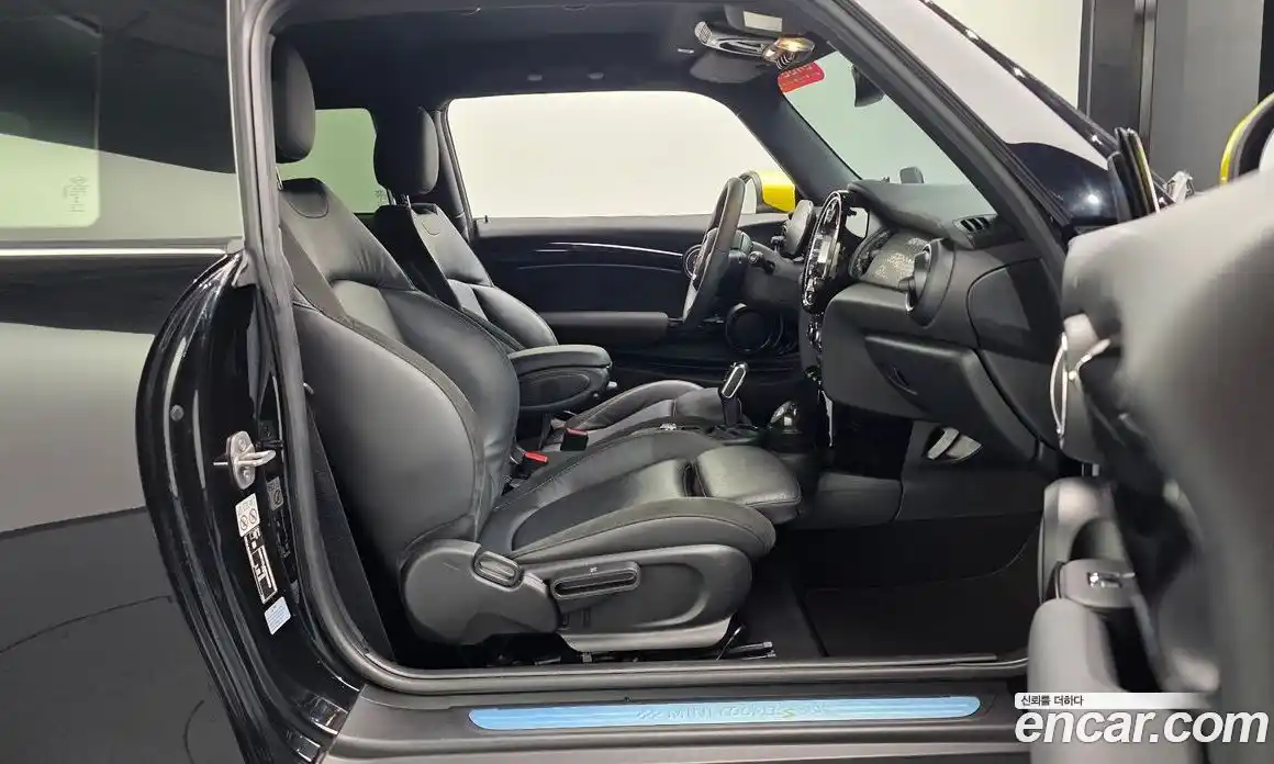 Mini Cooper 2022 гидро в Москве, фото 15