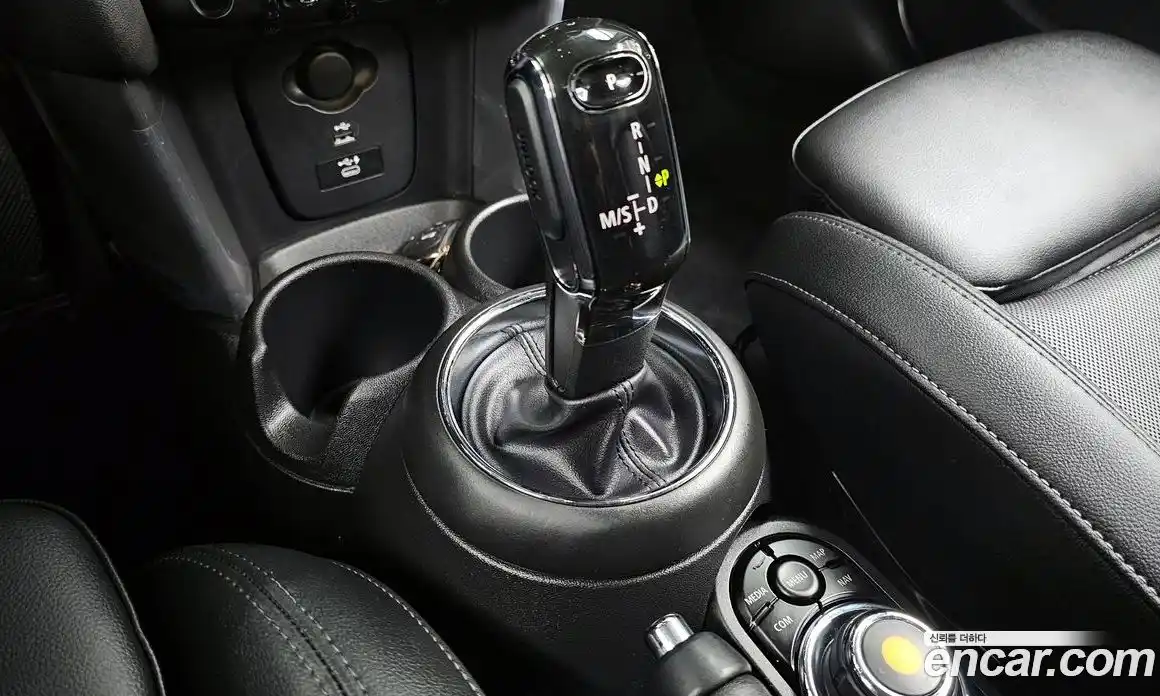 Mini Cooper 2020 1.5 гидро в Москве, фото 12