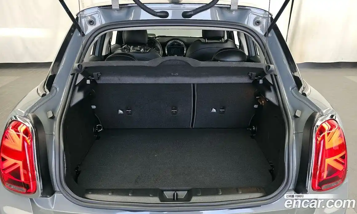 Mini Cooper 2020 1.5 гидро в Москве, фото 26