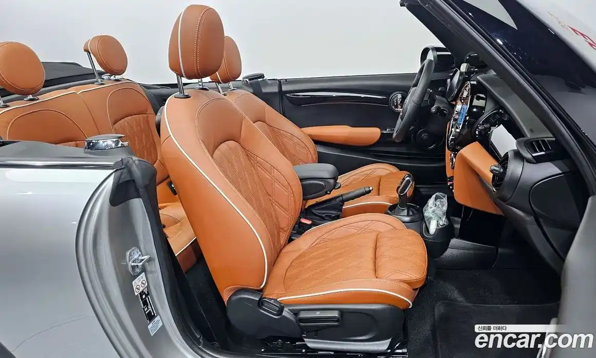 Mini Cooper Convertible 2023 2.0 гидро в Москве, фото 12