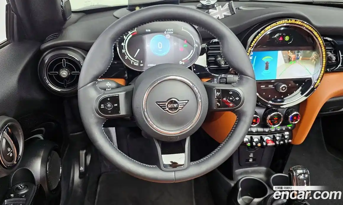 Mini Cooper Convertible 2023 2.0 гидро в Москве, фото 13