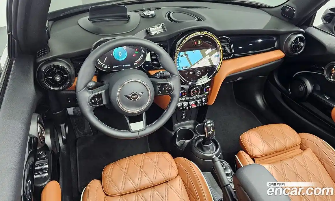 Mini Cooper Convertible 2023 2.0 гидро в Москве, фото 7