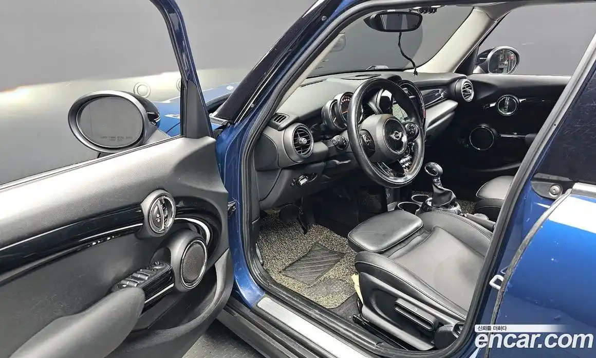 Mini Cooper 2015 1.5 гидро в Москве, фото 10