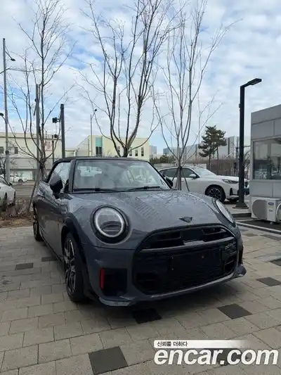 Mini Cooper Convertible 2026 2.0 гидро в Москве № 2132150, миниатюра 2