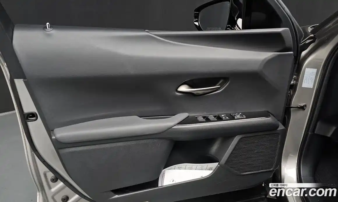 Lexus UX 2020 2.0 гидро в Москве № 2132299, фото 14