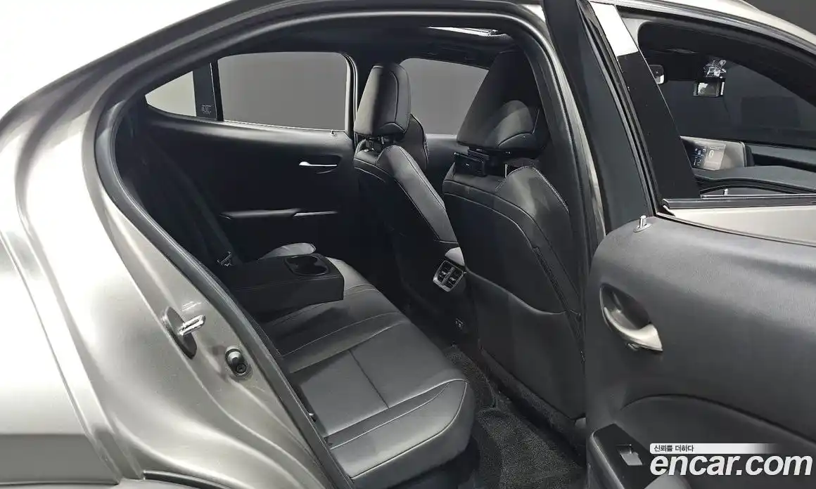 Lexus UX 2020 2.0 гидро в Москве № 2132299, фото 16