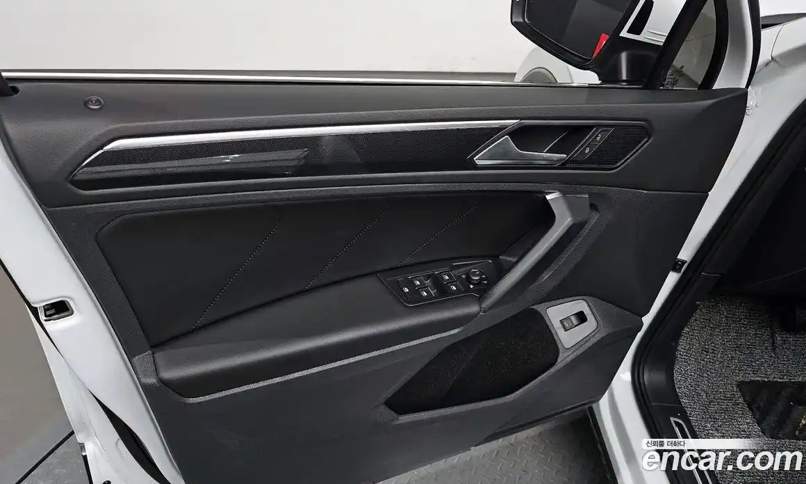 Volkswagen Tiguan 2024 2.0 гидро в Москве, фото 14