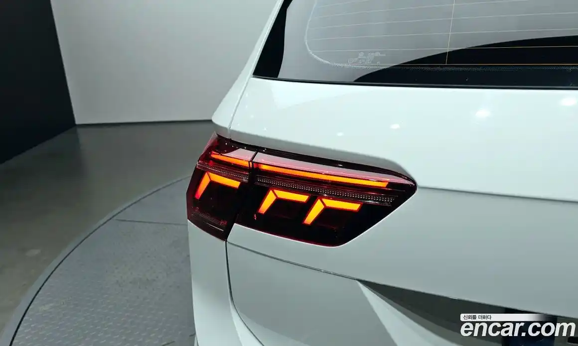 Volkswagen Tiguan 2024 2.0 гидро в Москве, фото 9