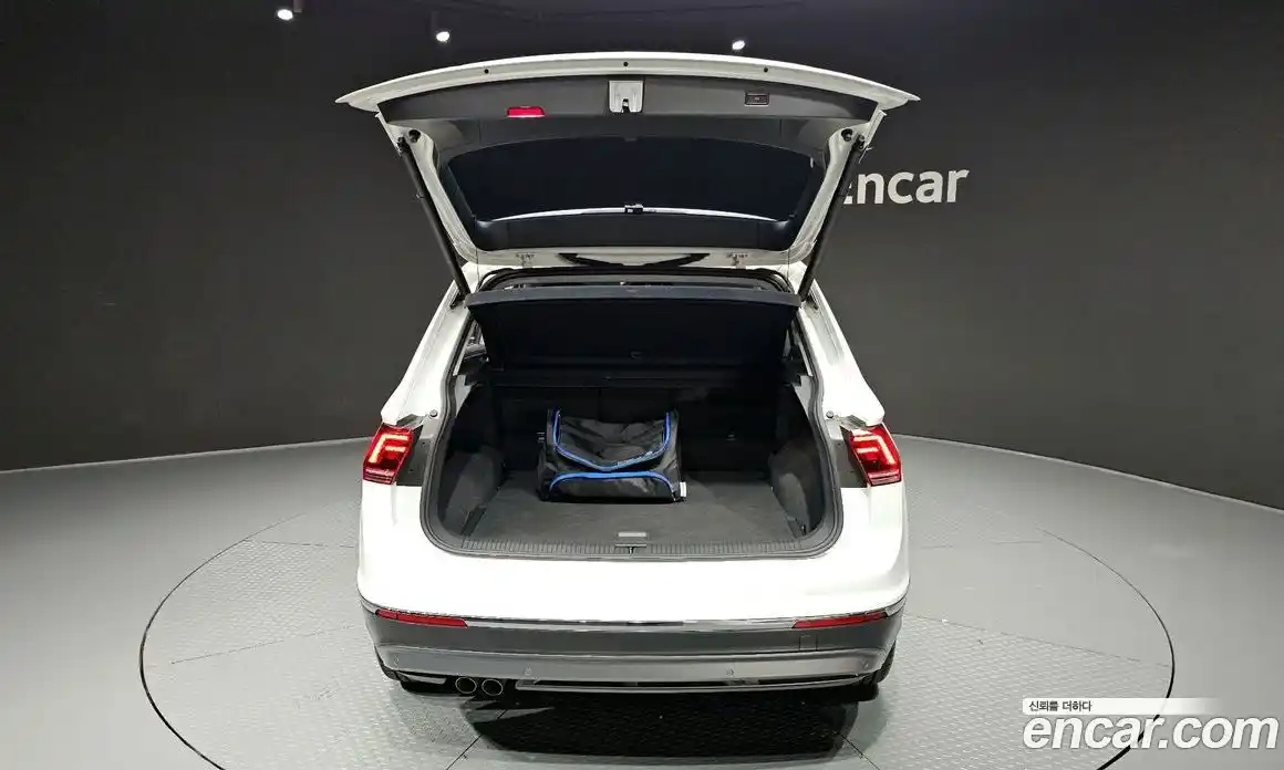 Volkswagen Tiguan 2020 2.0 гидро в Москве, фото 20