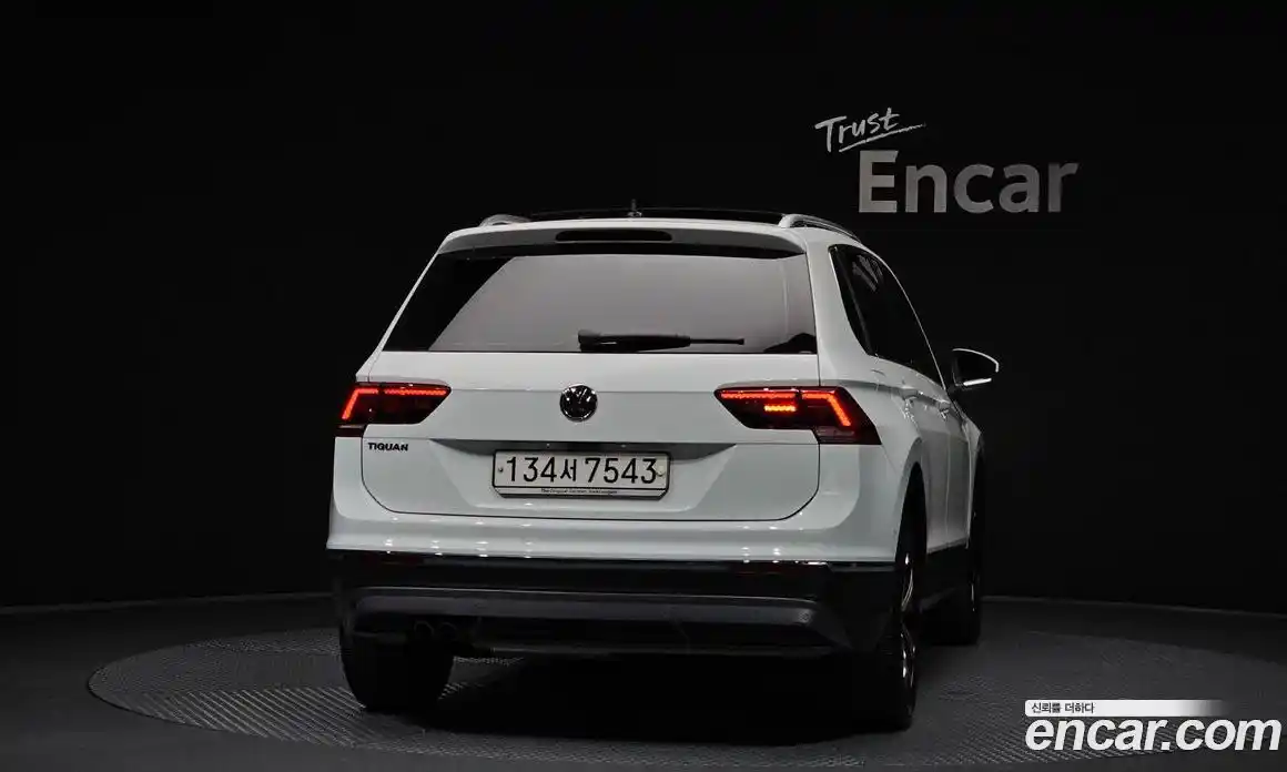 Volkswagen Tiguan 2020 2.0 гидро в Москве, фото 4
