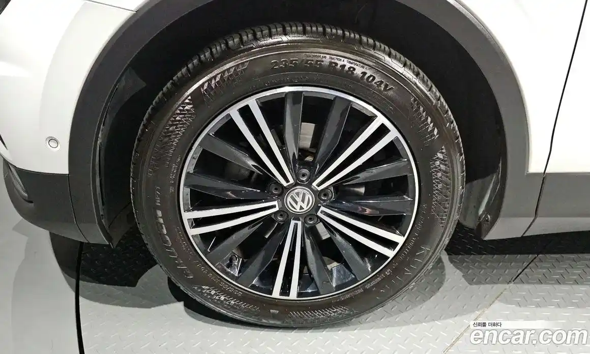 Volkswagen Tiguan 2020 2.0 гидро в Москве, фото 5