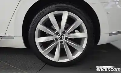 Volkswagen Arteon 2022 2.0 гидро в Москве № 2132421, миниатюра 7