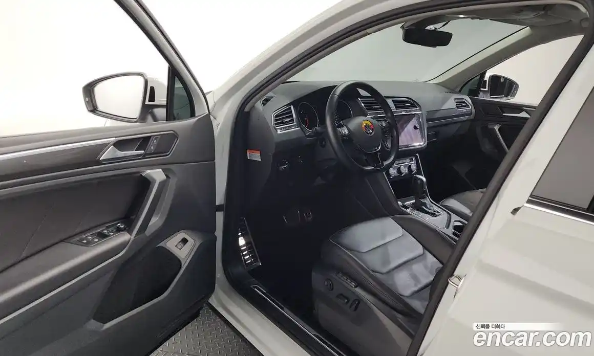 Volkswagen Tiguan 2020 2.0 гидро в Москве, фото 12