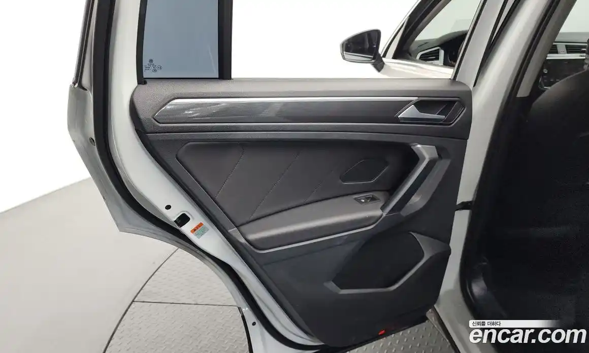 Volkswagen Tiguan 2020 2.0 гидро в Москве, фото 14