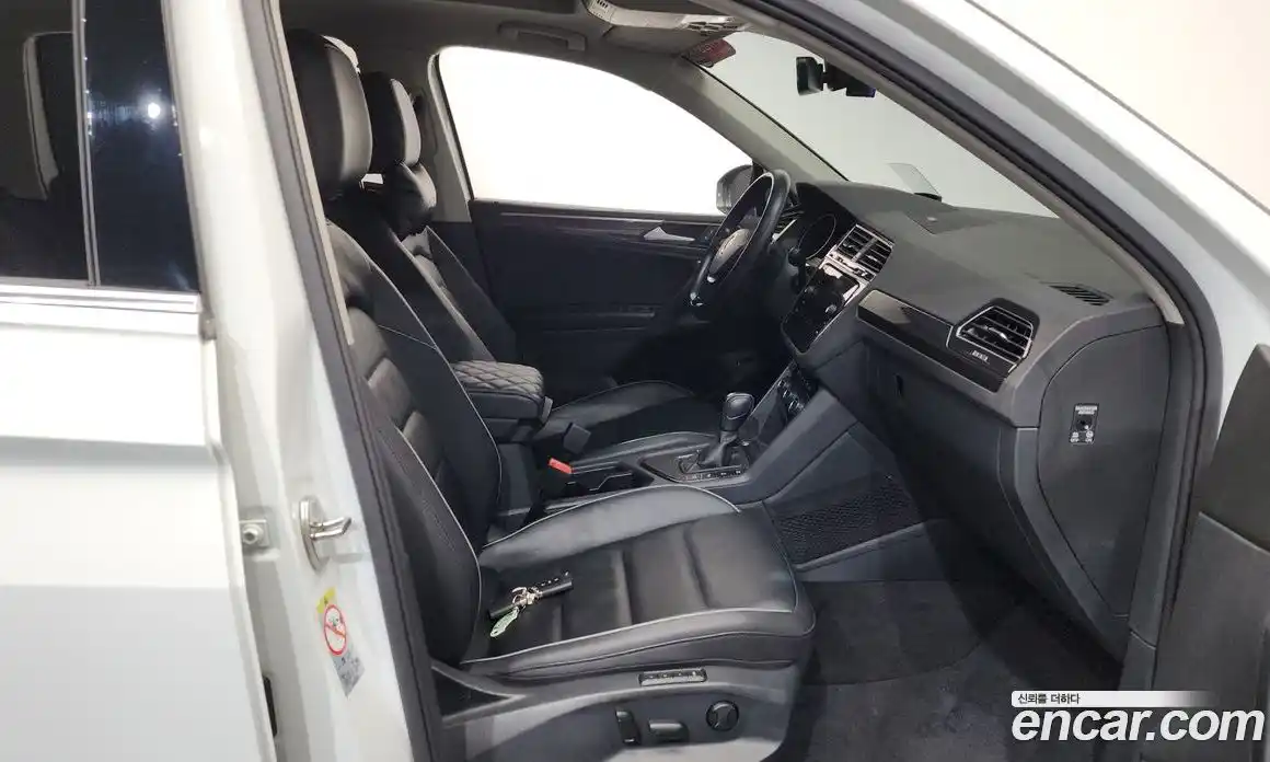 Volkswagen Tiguan 2020 2.0 гидро в Москве, фото 15
