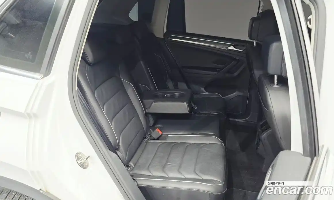 Volkswagen Tiguan 2022 2.0 гидро в Москве № 2132458, фото 16