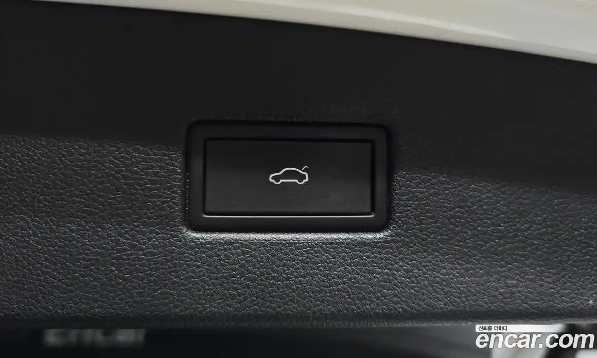 Volkswagen Tiguan 2022 2.0 гидро в Москве № 2132458, фото 24