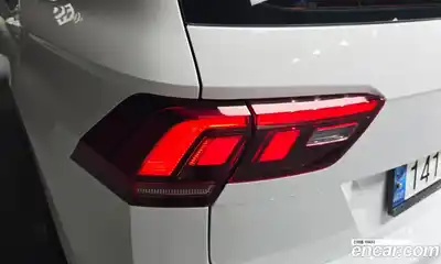 Volkswagen Tiguan 2022 2.0 гидро в Москве № 2132458, миниатюра 9