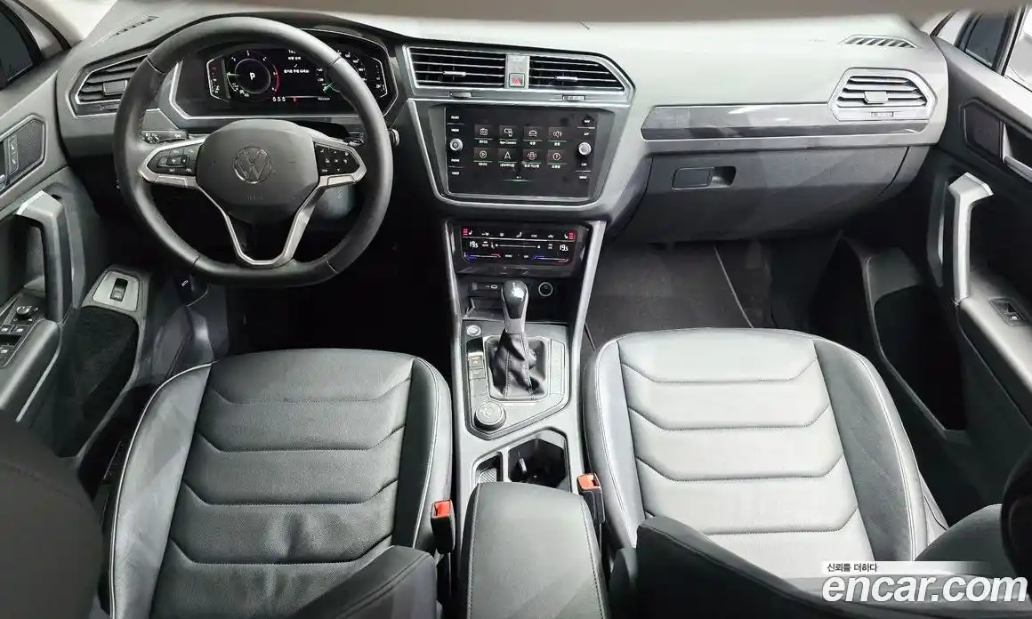 Volkswagen Tiguan 2022 2.0 гидро в Москве № 2132458, фото 10
