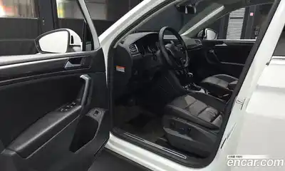 Volkswagen Tiguan 2020 2.0 гидро в Москве, миниатюра 10