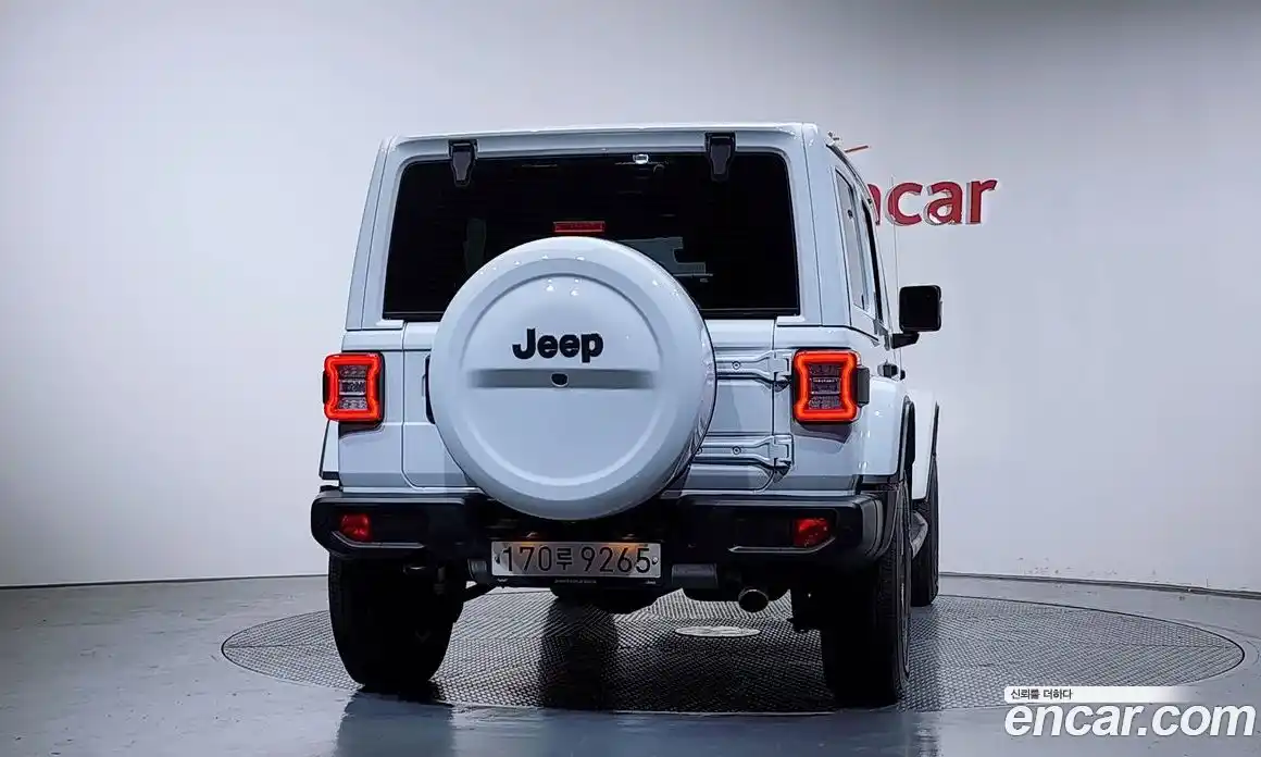 Jeep Wrangler 2021 2.0 гидро в Москве, фото 3