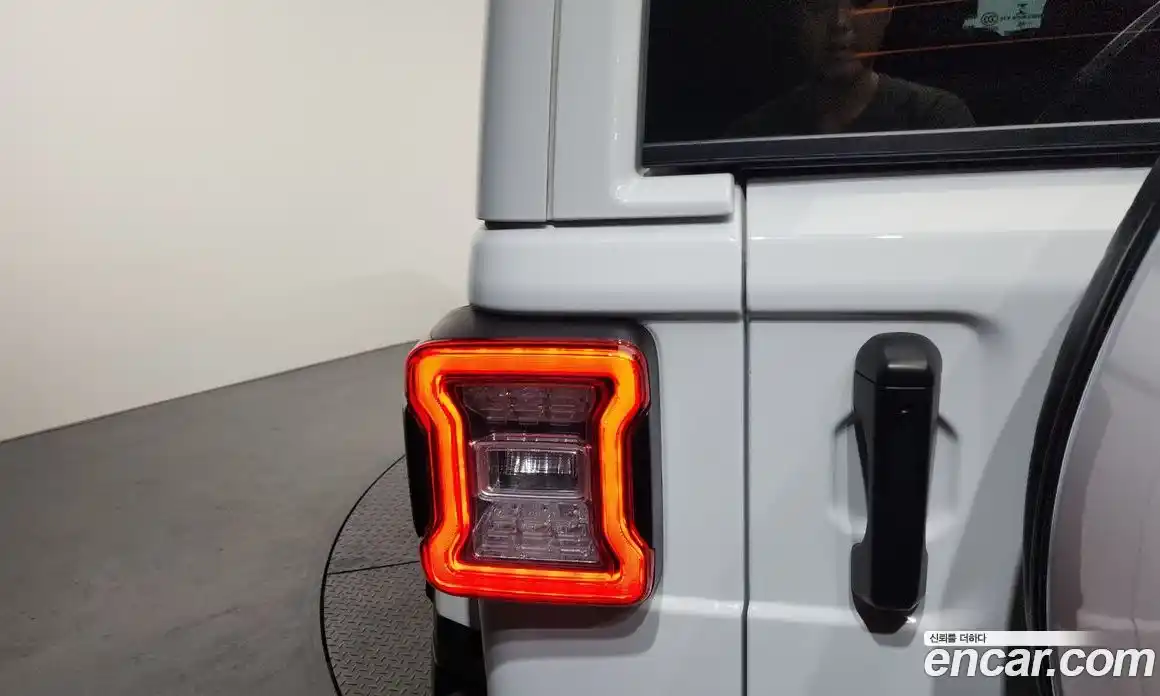 Jeep Wrangler 2021 2.0 гидро в Москве, фото 8