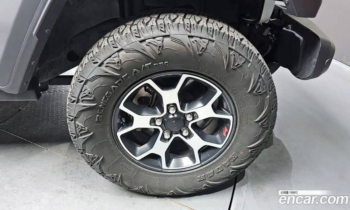 Jeep Wrangler 2021 2.0 гидро в Москве, фото 7