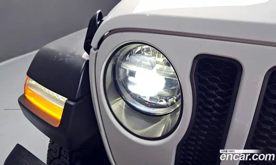 Jeep Wrangler 2021 2.0 гидро в Москве, фото 8