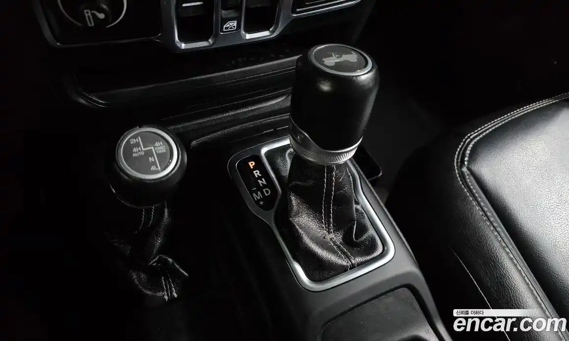 Jeep Wrangler 2020 2.0 гидро в Москве, фото 12