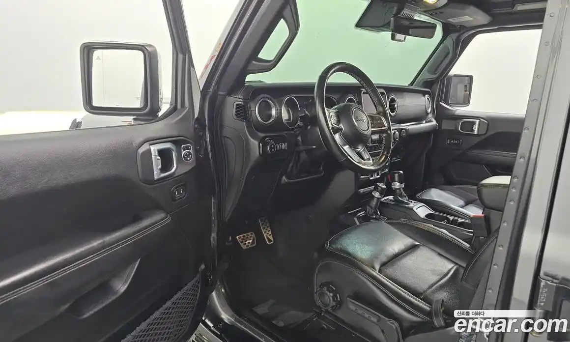 Jeep Wrangler 2020 2.0 гидро в Москве, фото 13